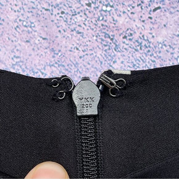 Diane Von Furstenberg black silk long sleeve dress size 12 pop art - Picture 8 of 10